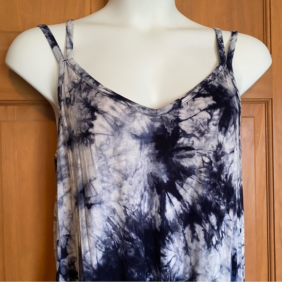 Torrid tie dye tank - Picture 2 of 3